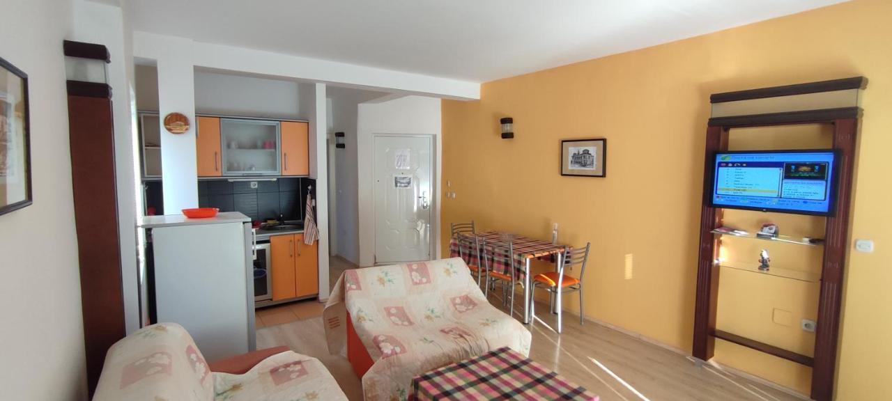 Apartments Vela - Pestani, Ohrid Exteriör bild