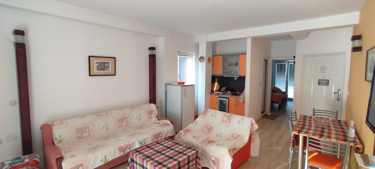Apartments Vela - Pestani, Ohrid Exteriör bild