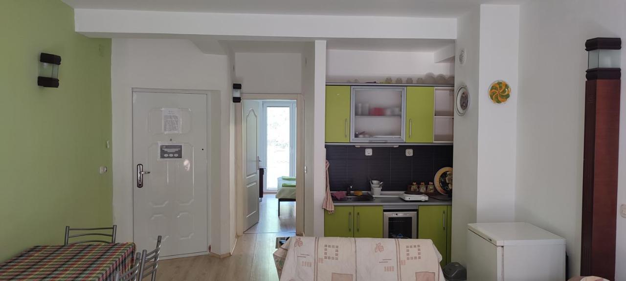 Apartments Vela - Pestani, Ohrid Exteriör bild